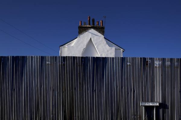 Photograph Kim John Porritt Vale on One Eyeland